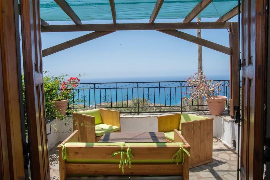 Affittacamere Argyros House Triopetra Esterno foto